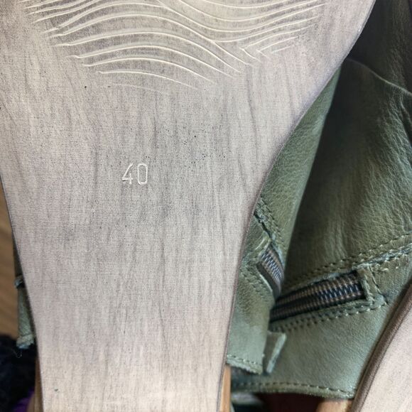 Miz Mooz Leather Heeled Sandals Berkeley Sage Green Womens 40 - Picture 10 of 16